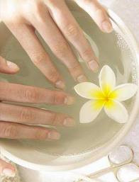 Parafínový zábal rukou